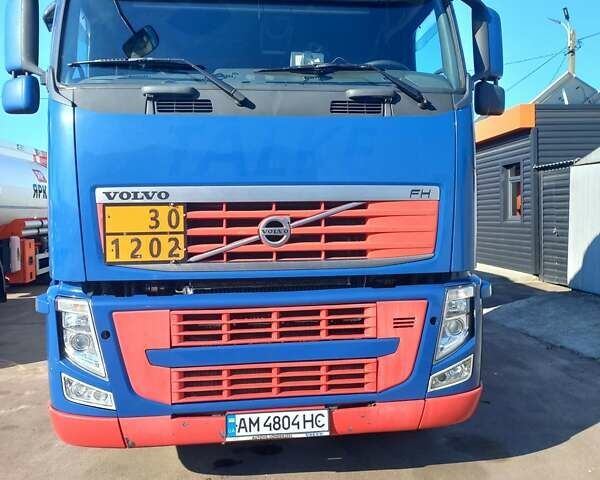 Синій Вольво FH 13, об'ємом двигуна 0 л та пробігом 980 тис. км за 44500 $, фото 1 на Automoto.ua