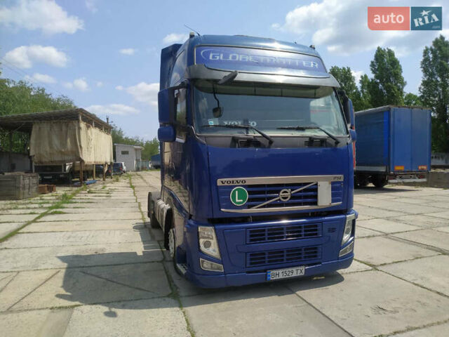 Синий Вольво FH 13, объемом двигателя 0 л и пробегом 1 тыс. км за 19900 $, фото 1 на Automoto.ua