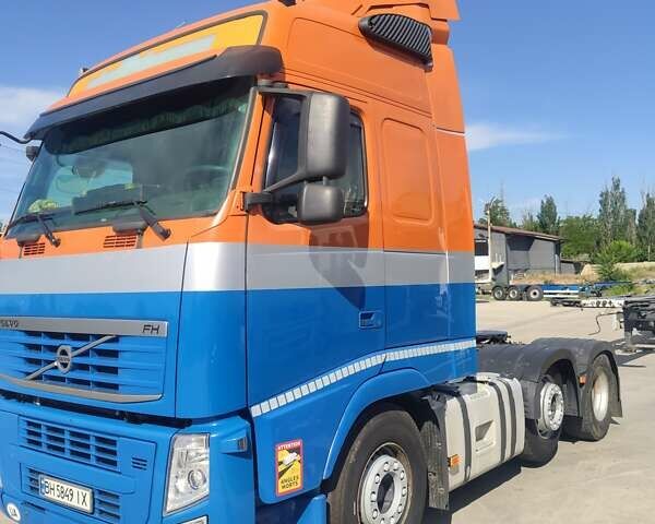 Синій Вольво FH 13, об'ємом двигуна 12.78 л та пробігом 906 тис. км за 20800 $, фото 1 на Automoto.ua
