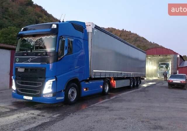 Вольво FH 13 2014 в Иршава на Automoto.ua Синий Вольво FH 13, объемом двигателя 12.78 л и пробегом 980 тыс. км за 33012 $, фото 1 на Automoto.ua