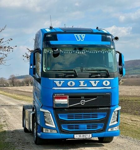 Синий Вольво FH 13, объемом двигателя 0 л и пробегом 857 тыс. км за 36300 $, фото 1 на Automoto.ua