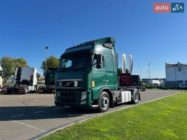 Зеленый Вольво FH 13, объемом двигателя 0 л и пробегом 707 тыс. км за 31479 $, фото 1 на Automoto.ua