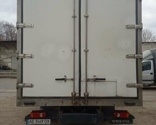 Білий Вольво FH 16, об'ємом двигуна 7.2 л та пробігом 598 тис. км за 10000 $, фото 1 на Automoto.ua