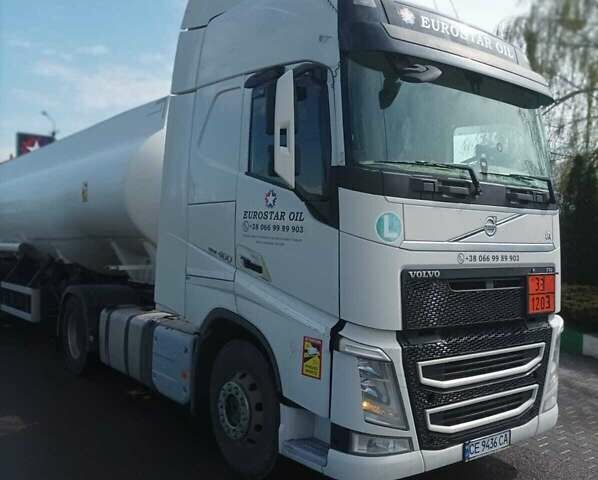 Білий Вольво FH 16, об'ємом двигуна 12.78 л та пробігом 911 тис. км за 23900 $, фото 1 на Automoto.ua