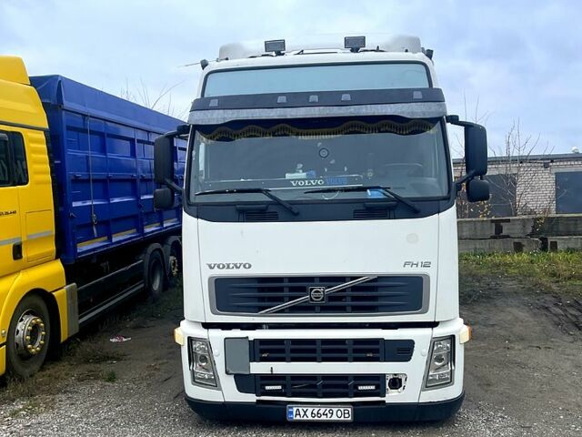 Белый Вольво ФХ, объемом двигателя 12.1 л и пробегом 1000 тыс. км за 19000 $, фото 1 на Automoto.ua