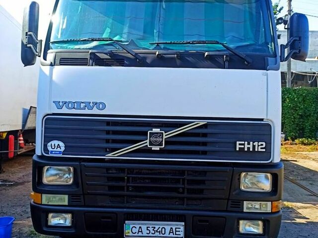 Белый Вольво ФХ, объемом двигателя 12.1 л и пробегом 1000 тыс. км за 8700 $, фото 1 на Automoto.ua