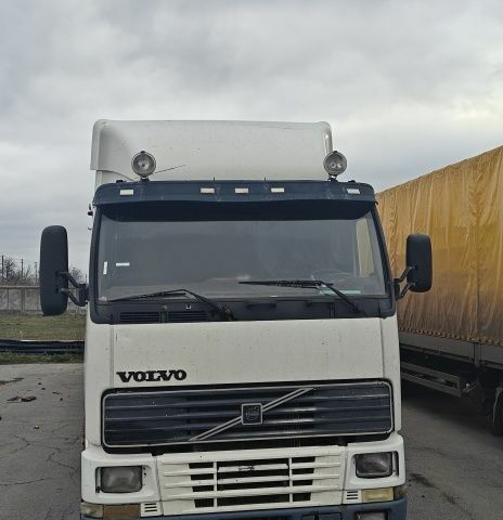 Вольво ФХ, объемом двигателя 0 л и пробегом 0 тыс. км за 3500 $, фото 1 на Automoto.ua