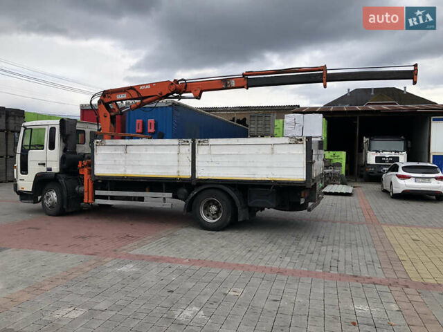 Белый Вольво FL 6, объемом двигателя 5.5 л и пробегом 300 тыс. км за 18500 $, фото 1 на Automoto.ua