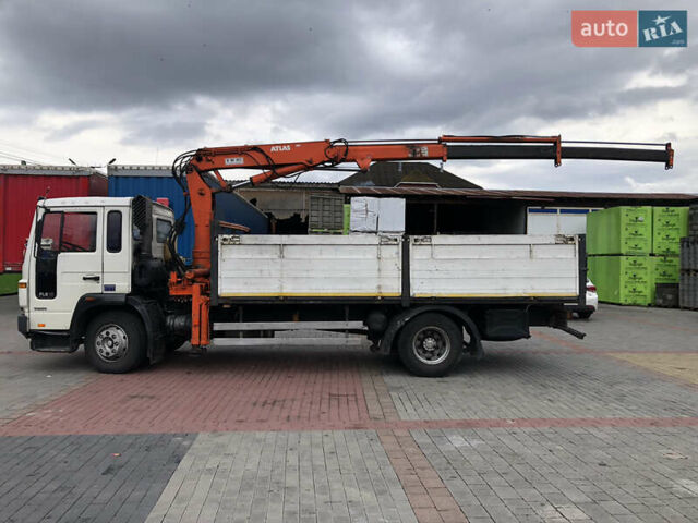 Белый Вольво FL 6, объемом двигателя 5.5 л и пробегом 300 тыс. км за 18500 $, фото 1 на Automoto.ua