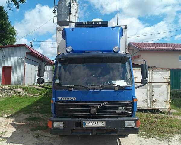 Вольво FL 6, об'ємом двигуна 5.5 л та пробігом 900 тис. км за 8500 $, фото 1 на Automoto.ua