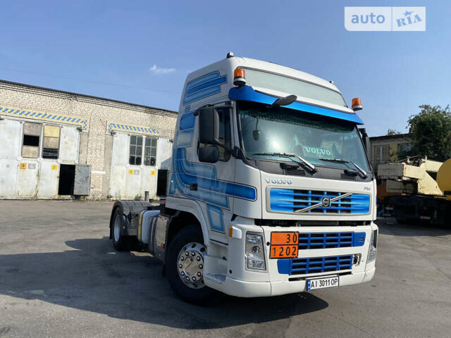 Белый Вольво FM 11, объемом двигателя 10.84 л и пробегом 847 тыс. км за 18900 $, фото 1 на Automoto.ua