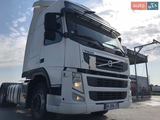 Белый Вольво FM 11, объемом двигателя 10.84 л и пробегом 248 тыс. км за 23900 $, фото 1 на Automoto.ua
