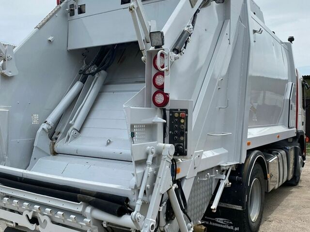 Білий Вольво ФМ 12, об'ємом двигуна 9.4 л та пробігом 260 тис. км за 39000 $, фото 1 на Automoto.ua