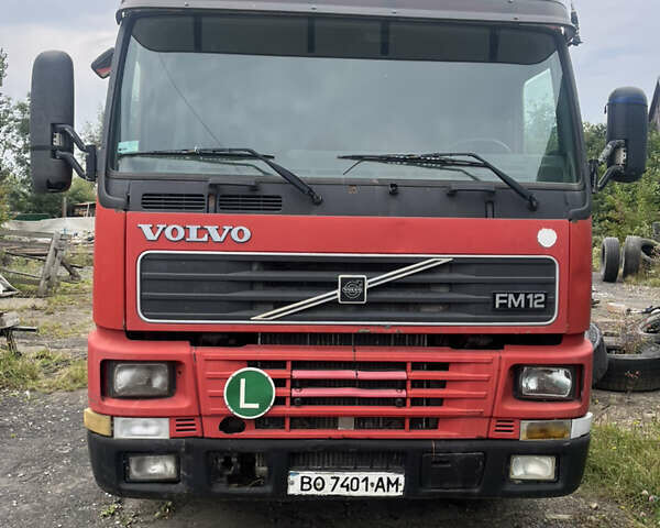 Червоний Вольво ФМ 12, об'ємом двигуна 0 л та пробігом 1000 тис. км за 5000 $, фото 1 на Automoto.ua