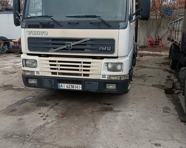 Вольво ФМ 12, объемом двигателя 12 л и пробегом 700 тыс. км за 10500 $, фото 1 на Automoto.ua