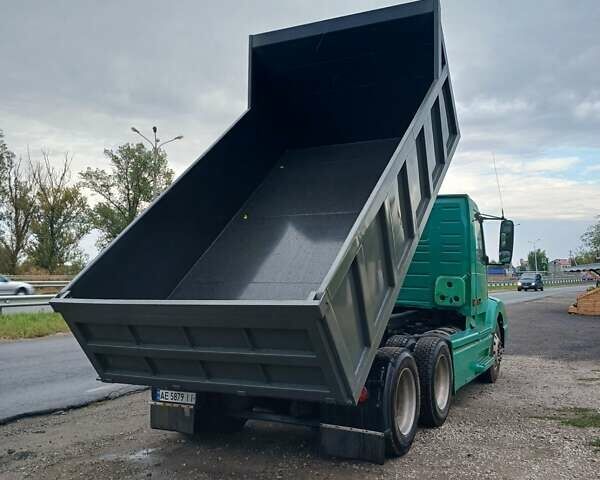 Зелений Вольво ФМ 12, об'ємом двигуна 12.7 л та пробігом 840 тис. км за 10500 $, фото 1 на Automoto.ua