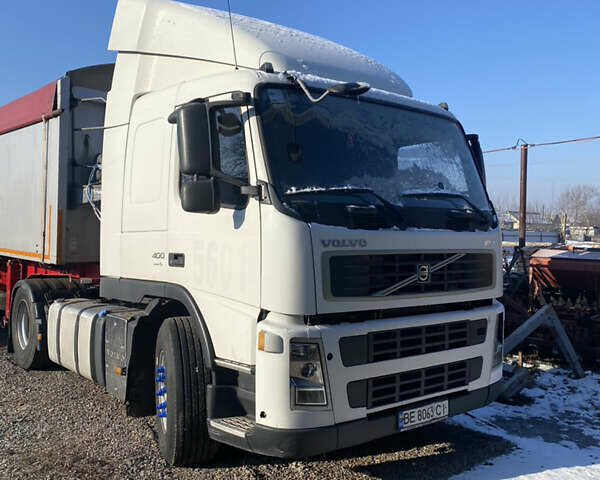 Білий Вольво FM 13, об'ємом двигуна 13 л та пробігом 2 тис. км за 27900 $, фото 1 на Automoto.ua