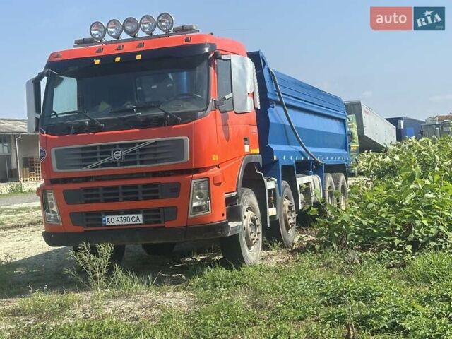 Красный Вольво FM 13, объемом двигателя 0 л и пробегом 520 тыс. км за 52900 $, фото 1 на Automoto.ua