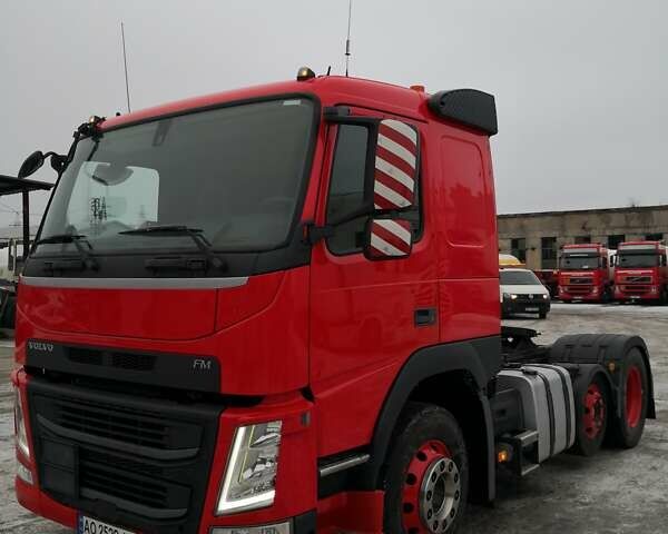 Красный Вольво FM 13, объемом двигателя 8.5 л и пробегом 147 тыс. км за 41642 $, фото 1 на Automoto.ua