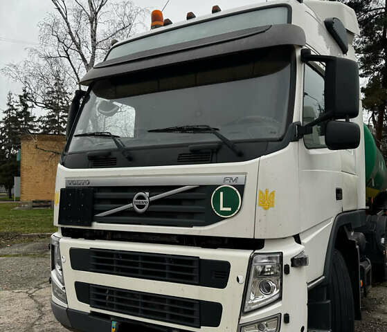 Вольво FM 13, объемом двигателя 12 л и пробегом 2 тыс. км за 16000 $, фото 1 на Automoto.ua