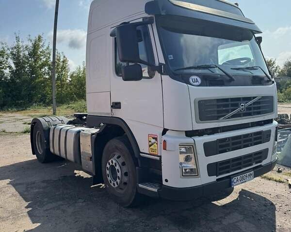 Білий Вольво FM 9, об'ємом двигуна 0 л та пробігом 1 тис. км за 12000 $, фото 1 на Automoto.ua