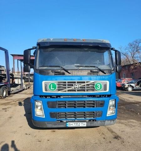 Синий Вольво FM 9, объемом двигателя 9.36 л и пробегом 9 тыс. км за 10000 $, фото 1 на Automoto.ua