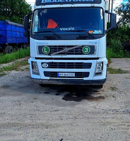 Білий Вольво FM, об'ємом двигуна 12 л та пробігом 100 тис. км за 9000 $, фото 1 на Automoto.ua