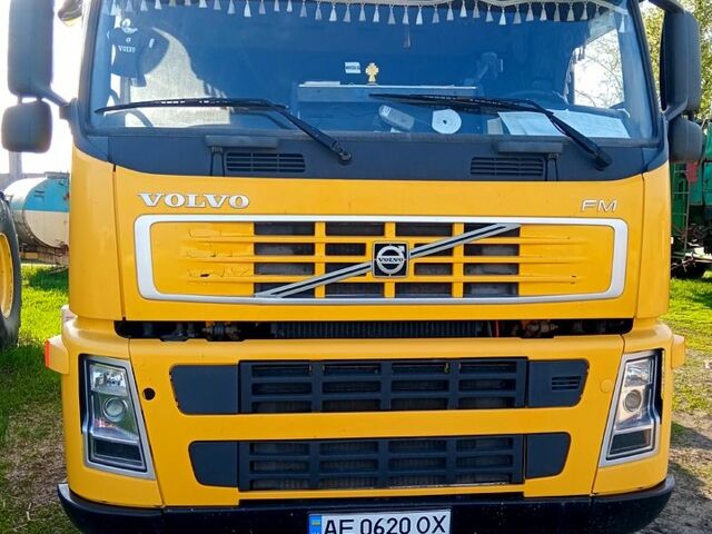 Жовтий Вольво FM, об'ємом двигуна 9 л та пробігом 0 тис. км за 9000 $, фото 1 на Automoto.ua