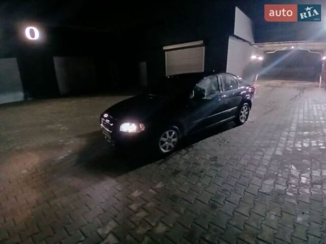 Чорний Вольво S40, об'ємом двигуна 1.8 л та пробігом 200 тис. км за 5700 $, фото 1 на Automoto.ua