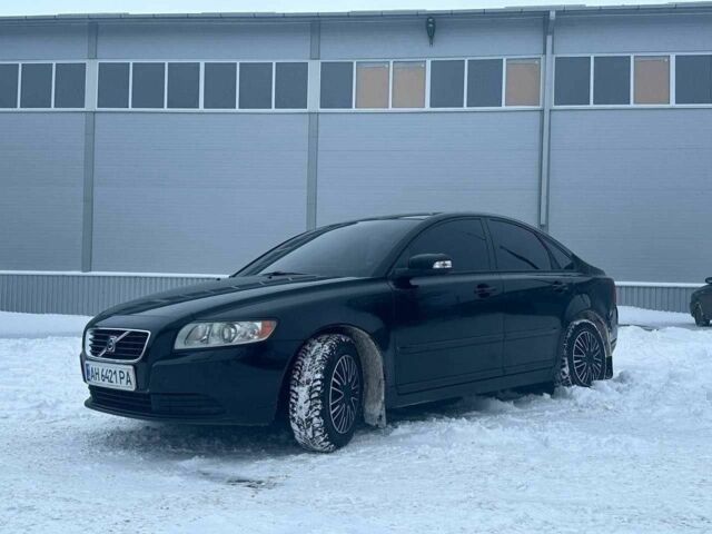Чорний Вольво S40, об'ємом двигуна 1.6 л та пробігом 218 тис. км за 5724 $, фото 1 на Automoto.ua