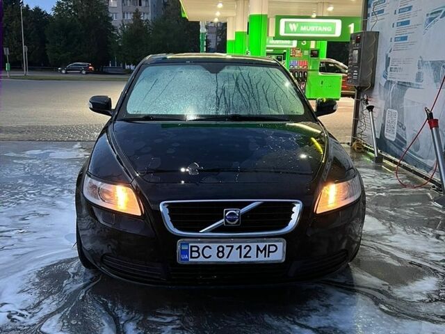 Чорний Вольво S40, об'ємом двигуна 1.6 л та пробігом 233 тис. км за 6500 $, фото 1 на Automoto.ua