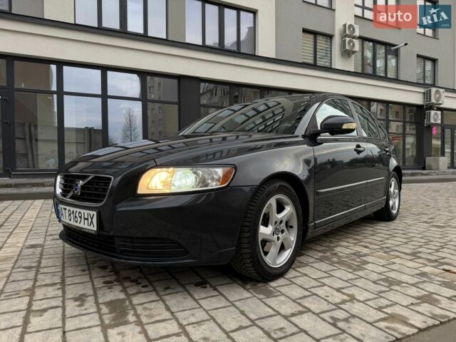 Чорний Вольво S40, об'ємом двигуна 1.6 л та пробігом 267 тис. км за 7995 $, фото 1 на Automoto.ua