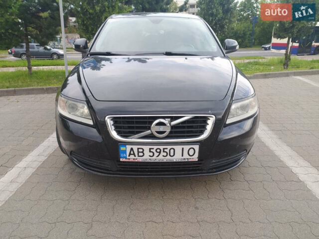 Чорний Вольво S40, об'ємом двигуна 1.56 л та пробігом 185 тис. км за 7200 $, фото 1 на Automoto.ua