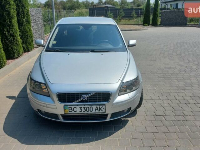 Сірий Вольво S40, об'ємом двигуна 1.8 л та пробігом 216 тис. км за 4900 $, фото 1 на Automoto.ua