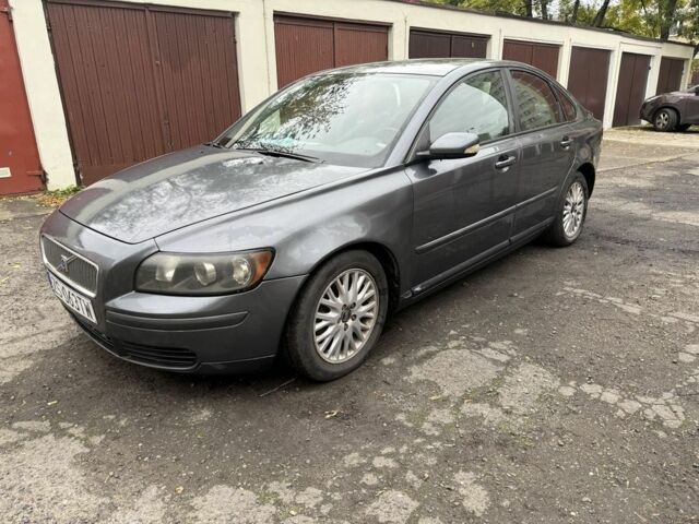Сірий Вольво S40, об'ємом двигуна 1.6 л та пробігом 414 тис. км за 952 $, фото 1 на Automoto.ua