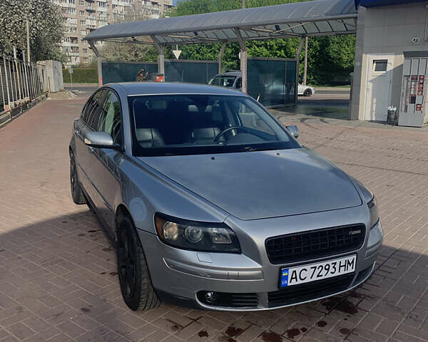 Сірий Вольво S40, об'ємом двигуна 2.4 л та пробігом 223 тис. км за 5800 $, фото 1 на Automoto.ua