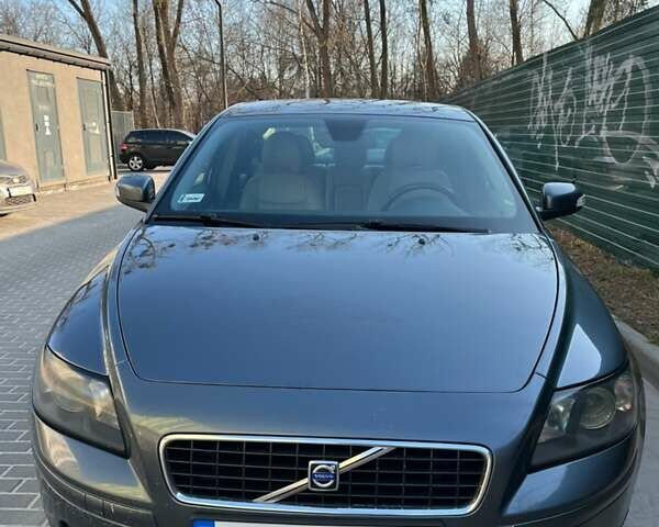 Сірий Вольво S40, об'ємом двигуна 1.56 л та пробігом 340 тис. км за 6200 $, фото 1 на Automoto.ua