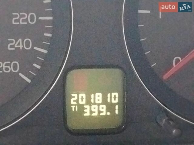 Сірий Вольво S40, об'ємом двигуна 1.6 л та пробігом 208 тис. км за 7000 $, фото 1 на Automoto.ua