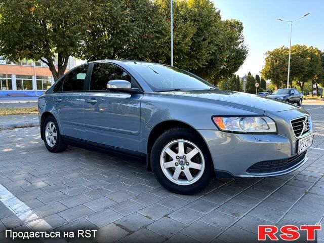 Сірий Вольво S40, об'ємом двигуна 1.6 л та пробігом 160 тис. км за 6500 $, фото 1 на Automoto.ua
