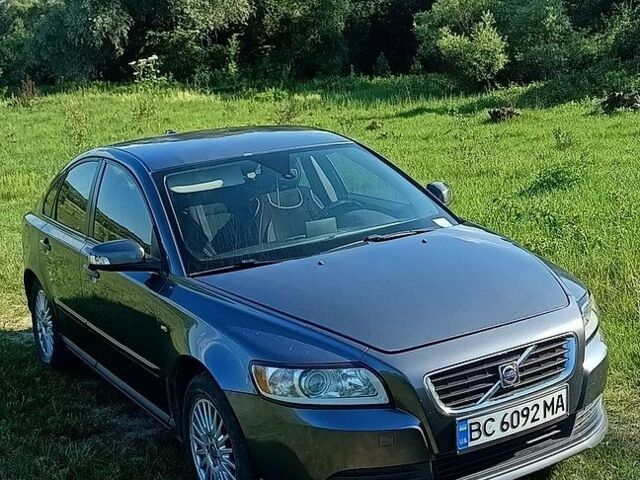 Сірий Вольво S40, об'ємом двигуна 1.56 л та пробігом 270 тис. км за 5500 $, фото 1 на Automoto.ua