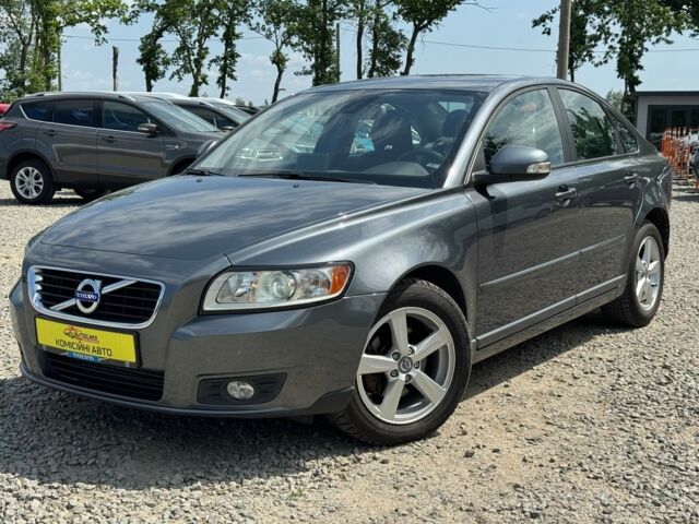 Сірий Вольво S40, об'ємом двигуна 1.6 л та пробігом 283 тис. км за 7500 $, фото 1 на Automoto.ua