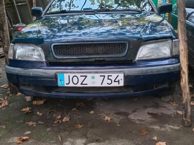 Вольво S40 1996 у Арбузинке на Automoto.ua Зелений Вольво S40, об'ємом двигуна 0 л та пробігом 294 тис. км за 432 $, фото 1 на Automoto.ua