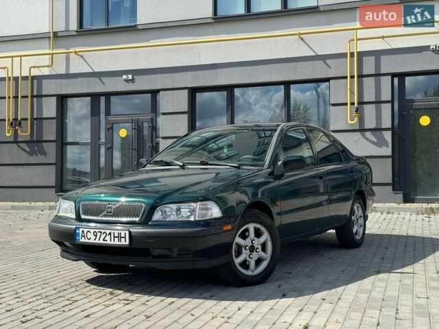 Зеленый Вольво С40, объемом двигателя 1.6 л и пробегом 379 тыс. км за 2499 $, фото 1 на Automoto.ua
