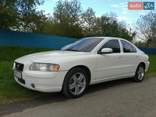Білий Вольво С60, об'ємом двигуна 2.52 л та пробігом 260 тис. км за 5900 $, фото 1 на Automoto.ua