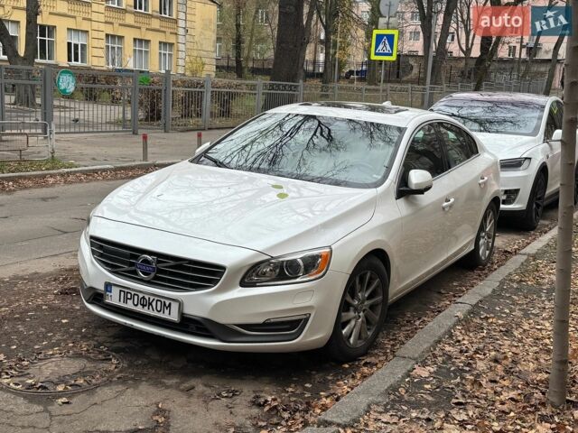 Білий Вольво С60, об'ємом двигуна 1.97 л та пробігом 142 тис. км за 14500 $, фото 1 на Automoto.ua