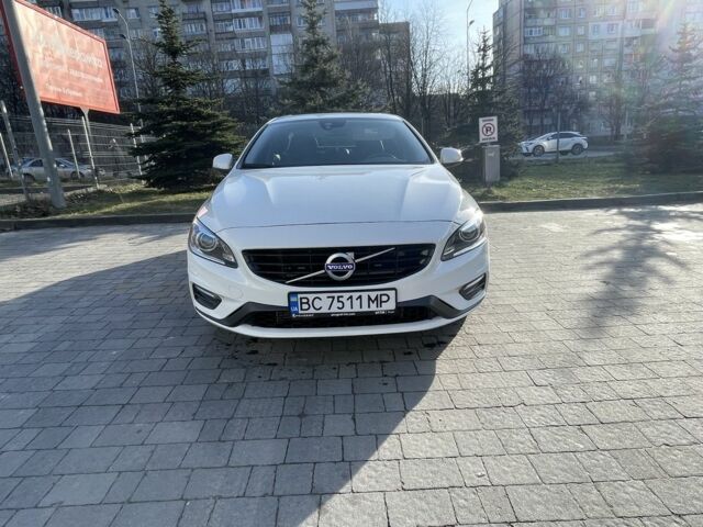 Білий Вольво С60, об'ємом двигуна 2 л та пробігом 97 тис. км за 14800 $, фото 1 на Automoto.ua