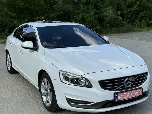 Белый Вольво С60, объемом двигателя 2 л и пробегом 167 тыс. км за 16600 $, фото 1 на Automoto.ua