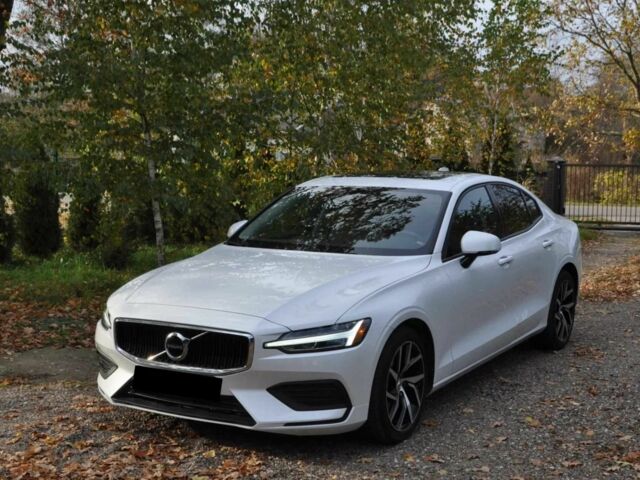 Белый Вольво С60, объемом двигателя 0 л и пробегом 57 тыс. км за 17000 $, фото 1 на Automoto.ua