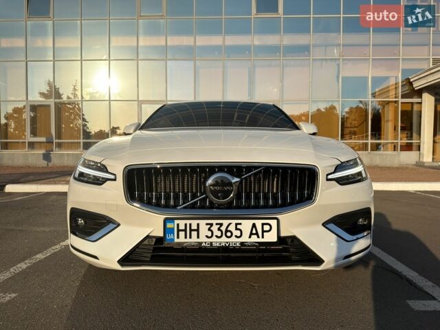 Белый Вольво С60, объемом двигателя 1.97 л и пробегом 9 тыс. км за 35000 $, фото 1 на Automoto.ua