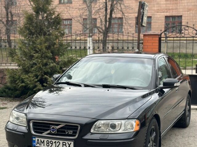 Черный Вольво С60, объемом двигателя 2.44 л и пробегом 231 тыс. км за 8500 $, фото 1 на Automoto.ua